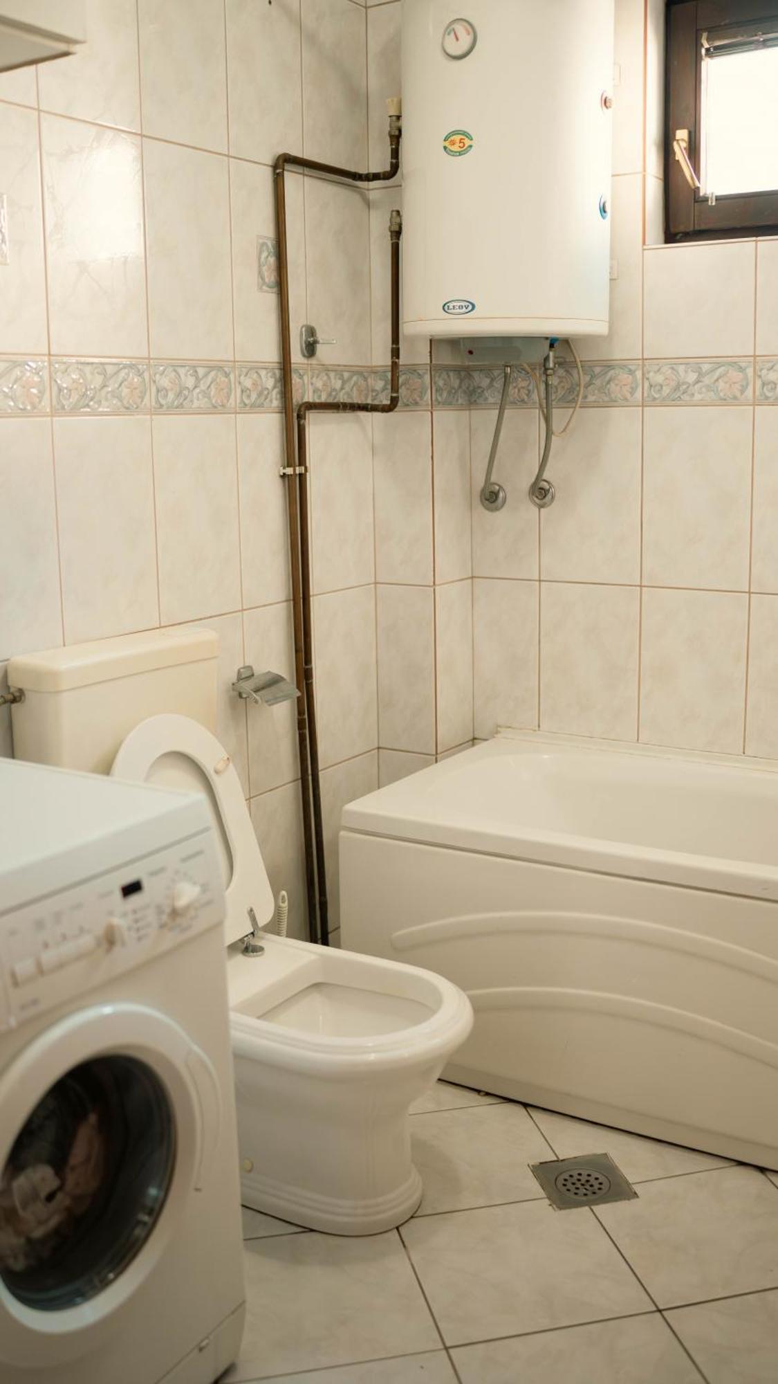 Hostel Tuzla Eksteriør bilde