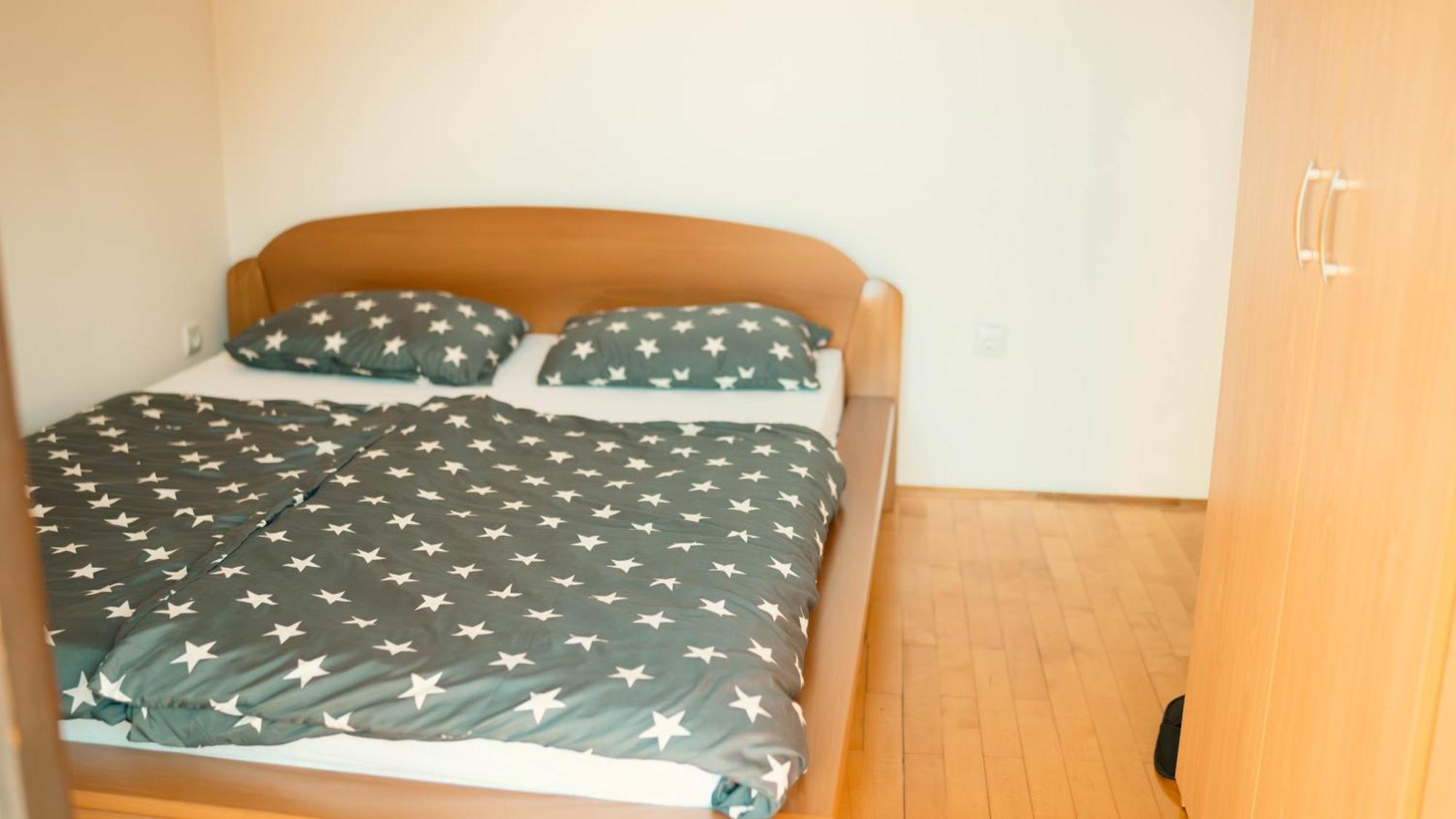 Hostel Tuzla Eksteriør bilde