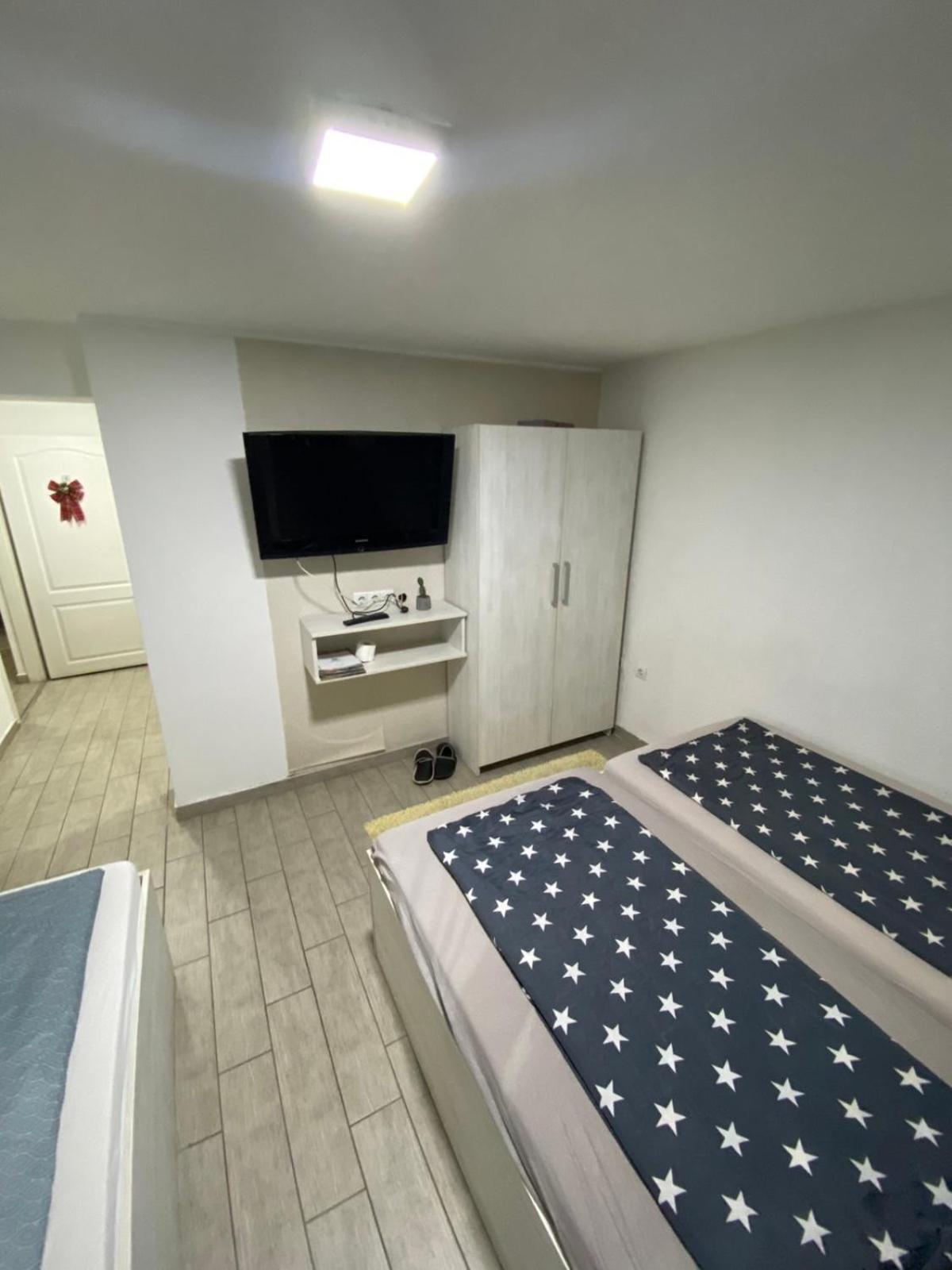 Hostel Tuzla Eksteriør bilde